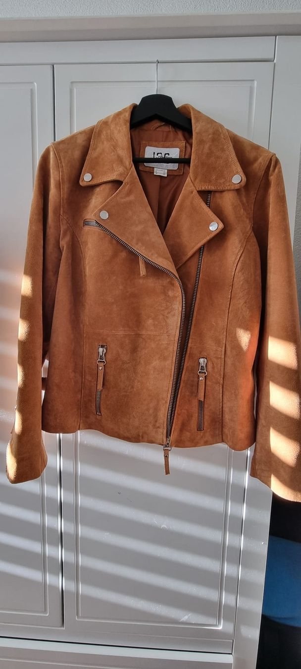 Giacche: Damen Wildlederjacke braun Grösse 40 – Usato da Frauenfeld venduto da Bounty40