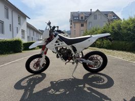 Fantic 50 Super Moto weiss 