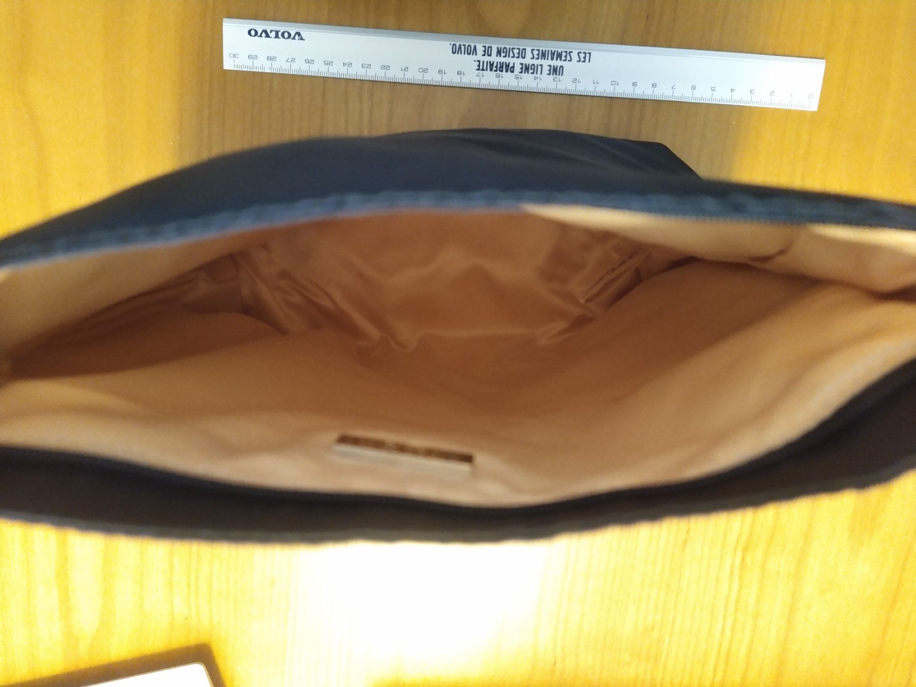 Armani Borse da donna: Clutch / Pochette nera Giorgio Armani – Nuovo e nell'imballaggio originale da Figino venduto da Palotta 5