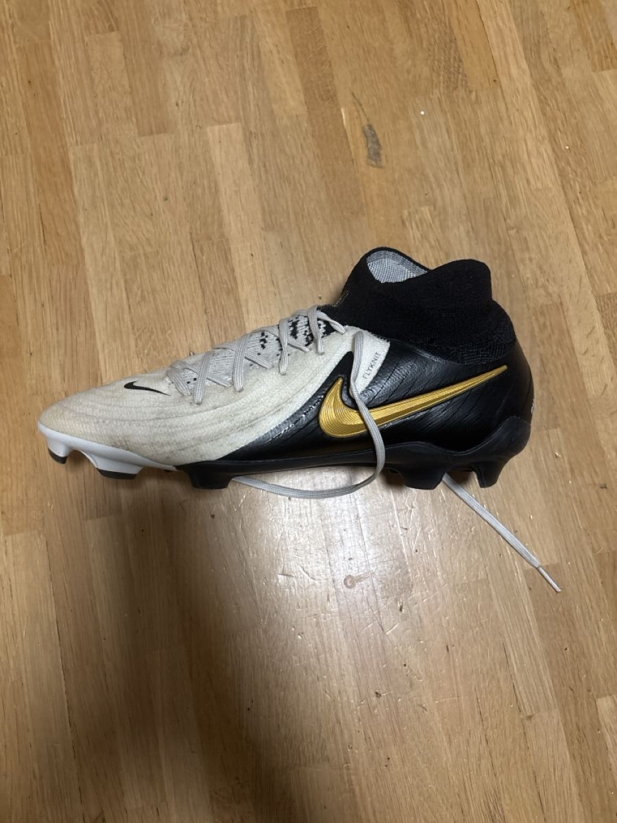 Scarpe per ragazzi: Nike Fussballschuhe – Usato da Winterthur venduto da Li_hel 1