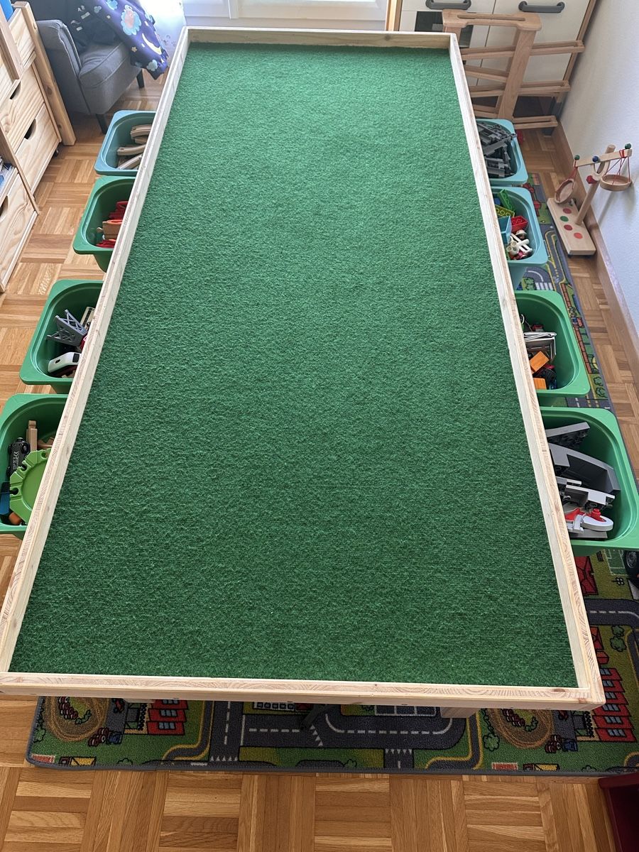 Tische: Kinder spieltisch XXL – Gebraucht aus böckten von Pede22 1