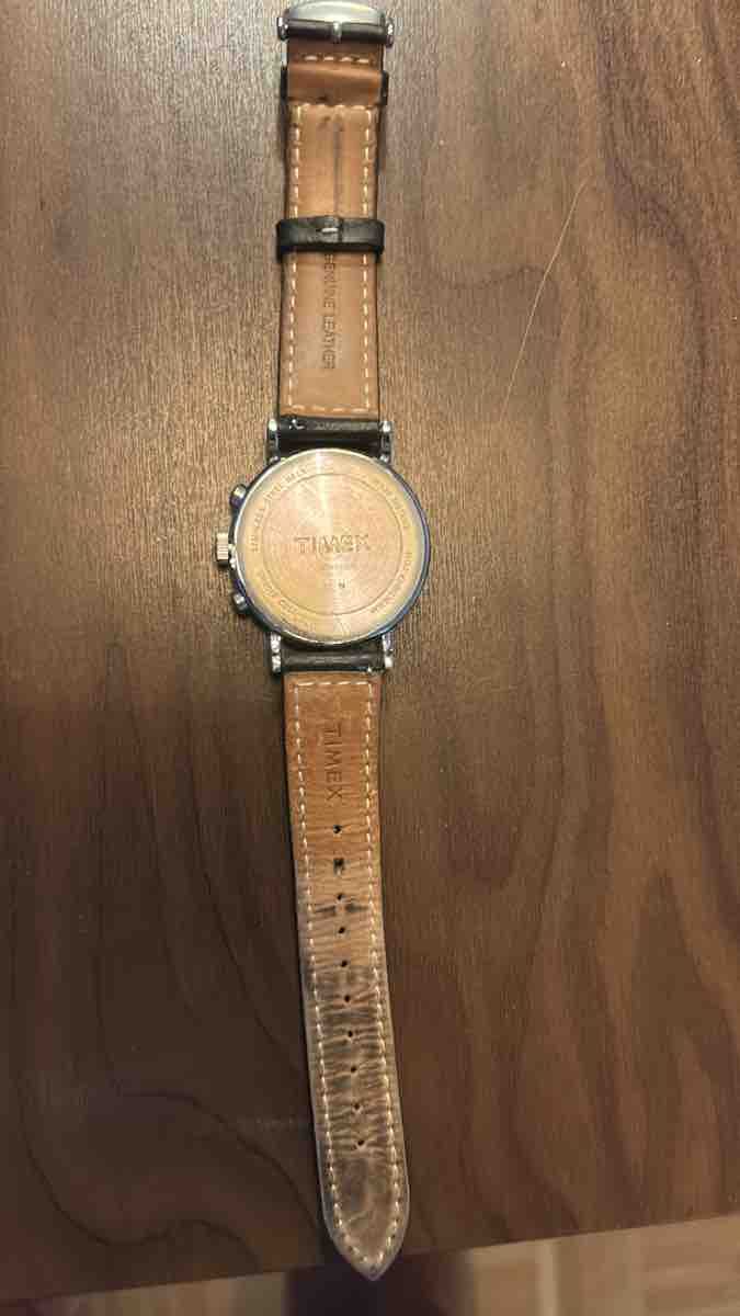 Timex Orologi: Timex Chronograph Watch with Leather Strap – Usato da Stäfa venduto da mic.walo 2