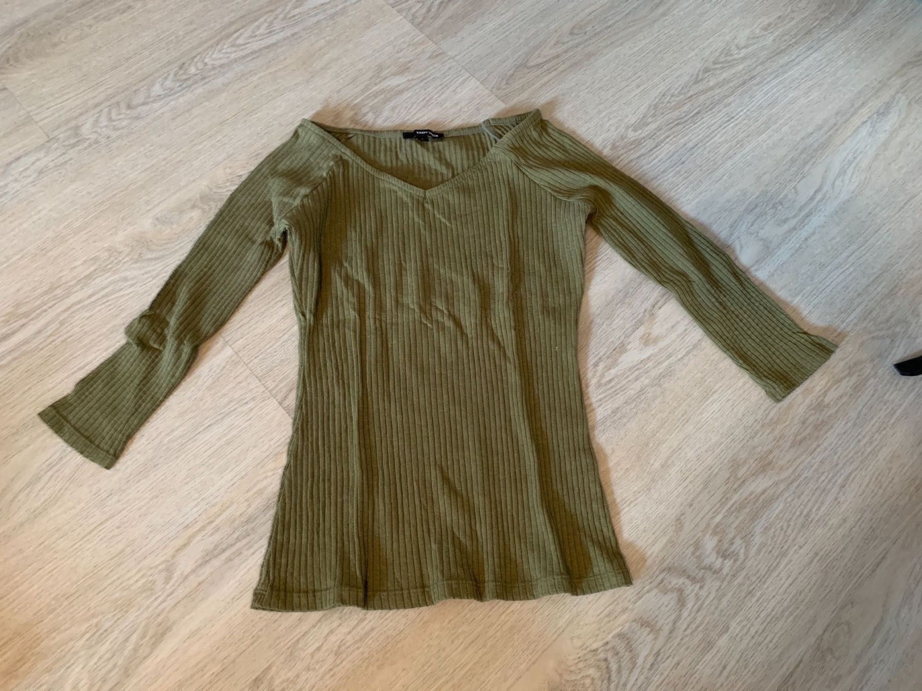 Lotti di vestiti: Kleiderpaket Grösse S – Usato da Oberhofen Thun'see venduto da ClaudiaKelesh 3