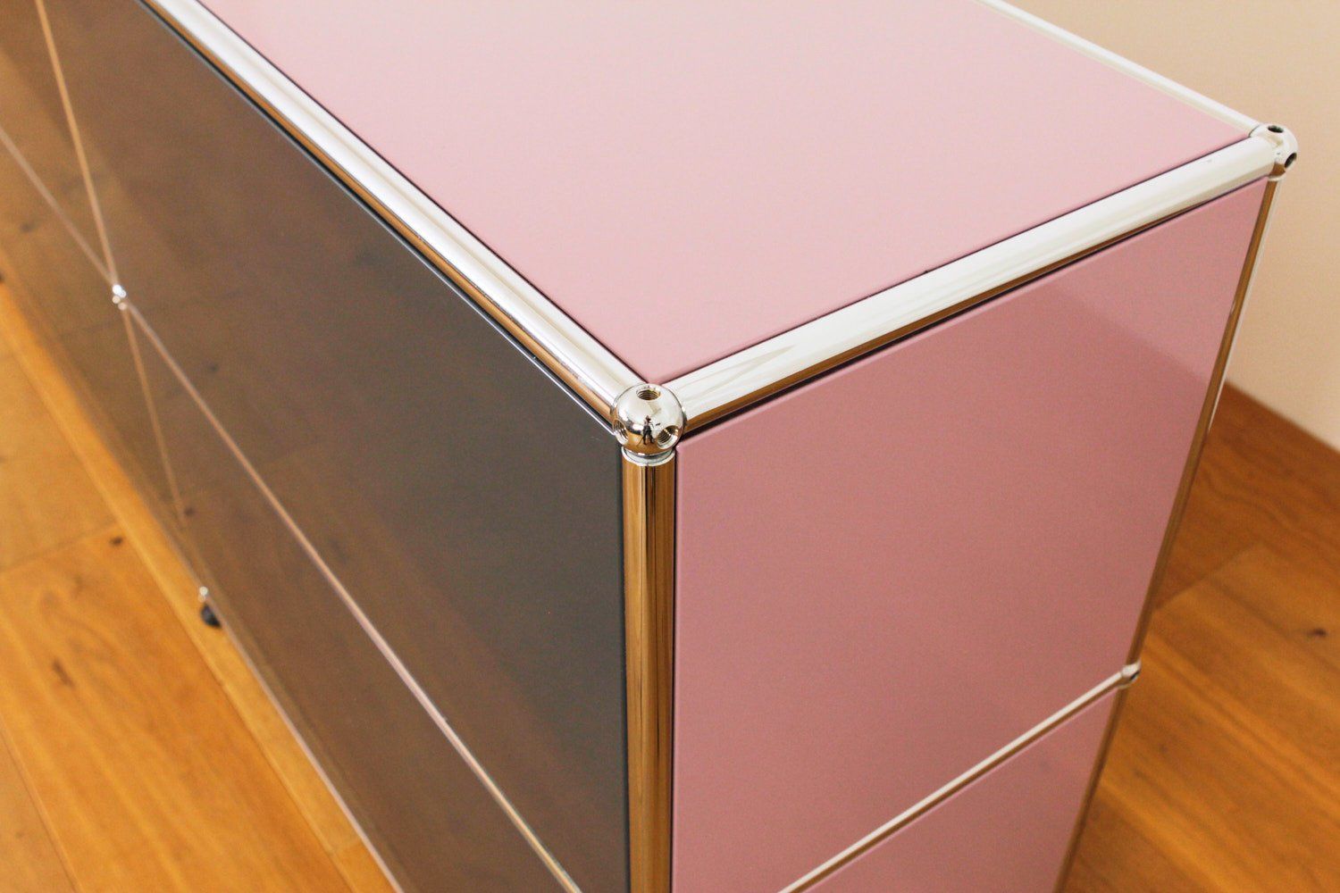 USM Kommoden: USM Haller Sideboard // UPCYCLED // NEUE FARBEN – Neu (gemäss Beschreibung) aus Affoltern am Albis von StudioStandard 6