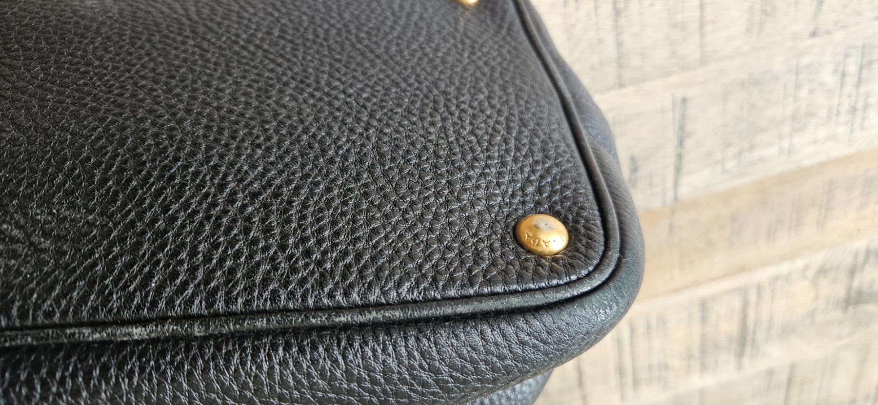 Prada Borse da donna: Prada Vitello Daino Tote Bag – Usato da Pfäffikon SZ venduto da neve1234 4