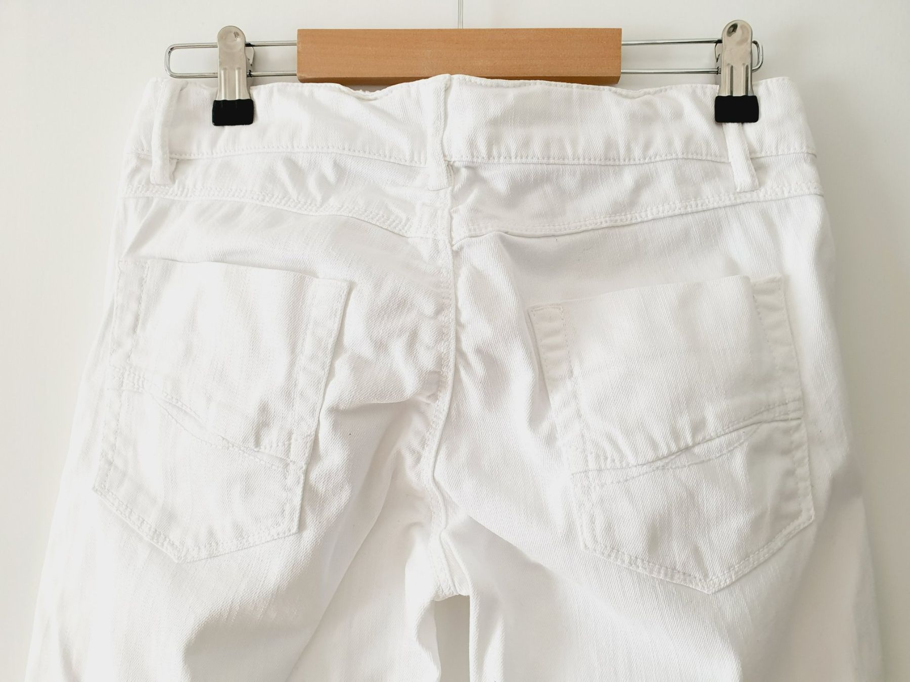 Mexx Jeans: Jeans Mexx weiss Grösse 36 – Usato da Marbach SG venduto da DH04 4