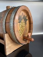 Antikes Kleines Holz Fass Wein Weinfässli