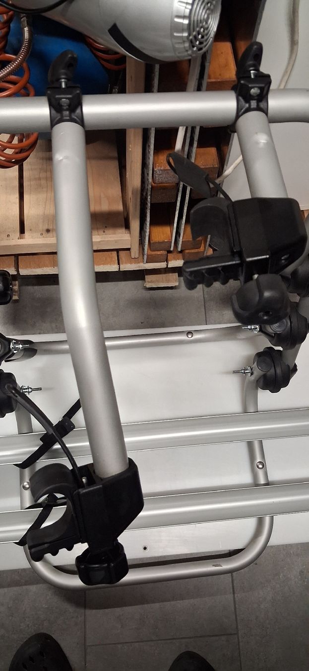 Barres de toit: 2er Veloträger auf Platte – D'occasion à Sarmenstorf par BluRider_69 5