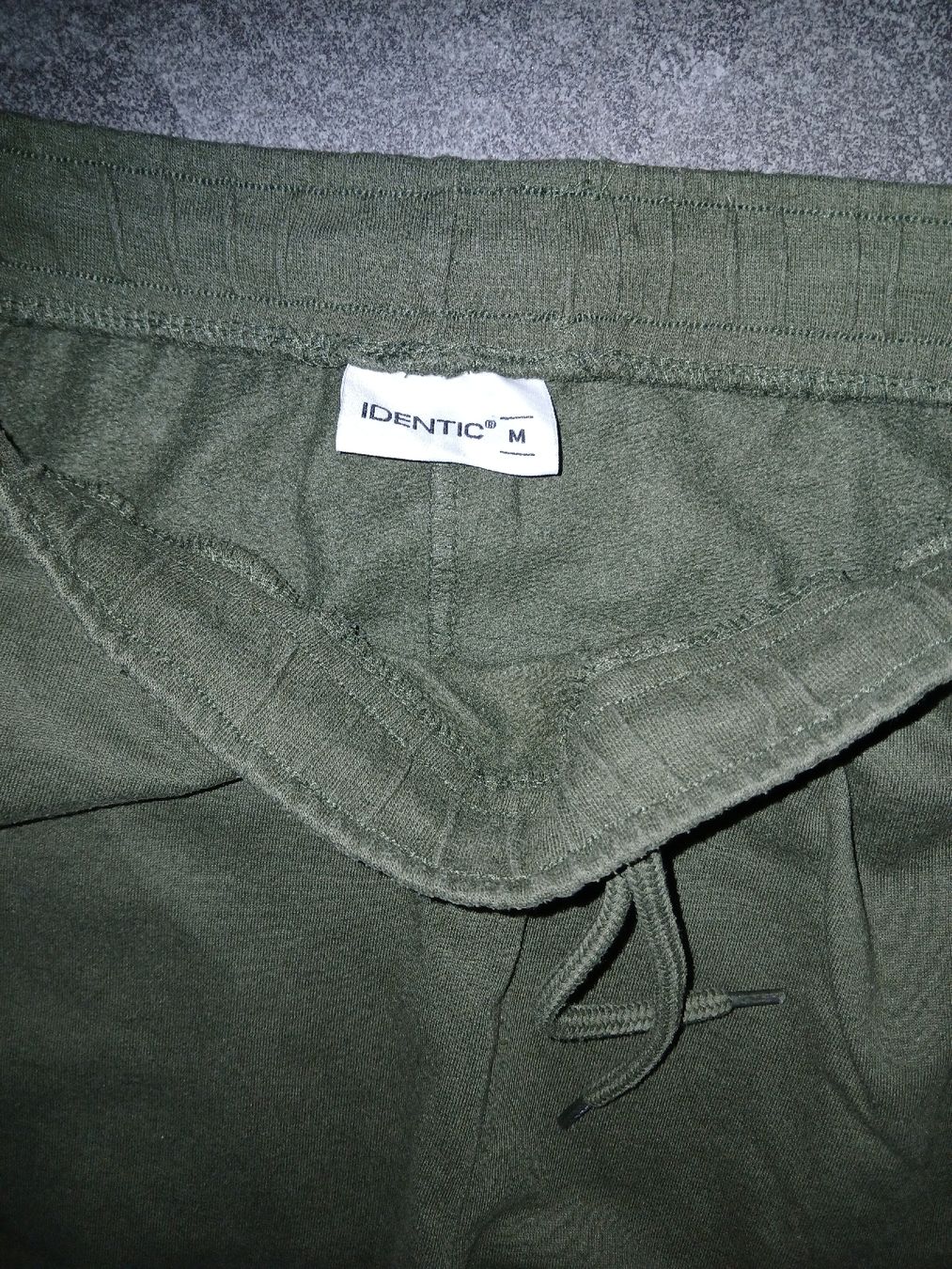 Pantaloni: Trainerhose M – Usato da recherswil venduto da papamoll71 1