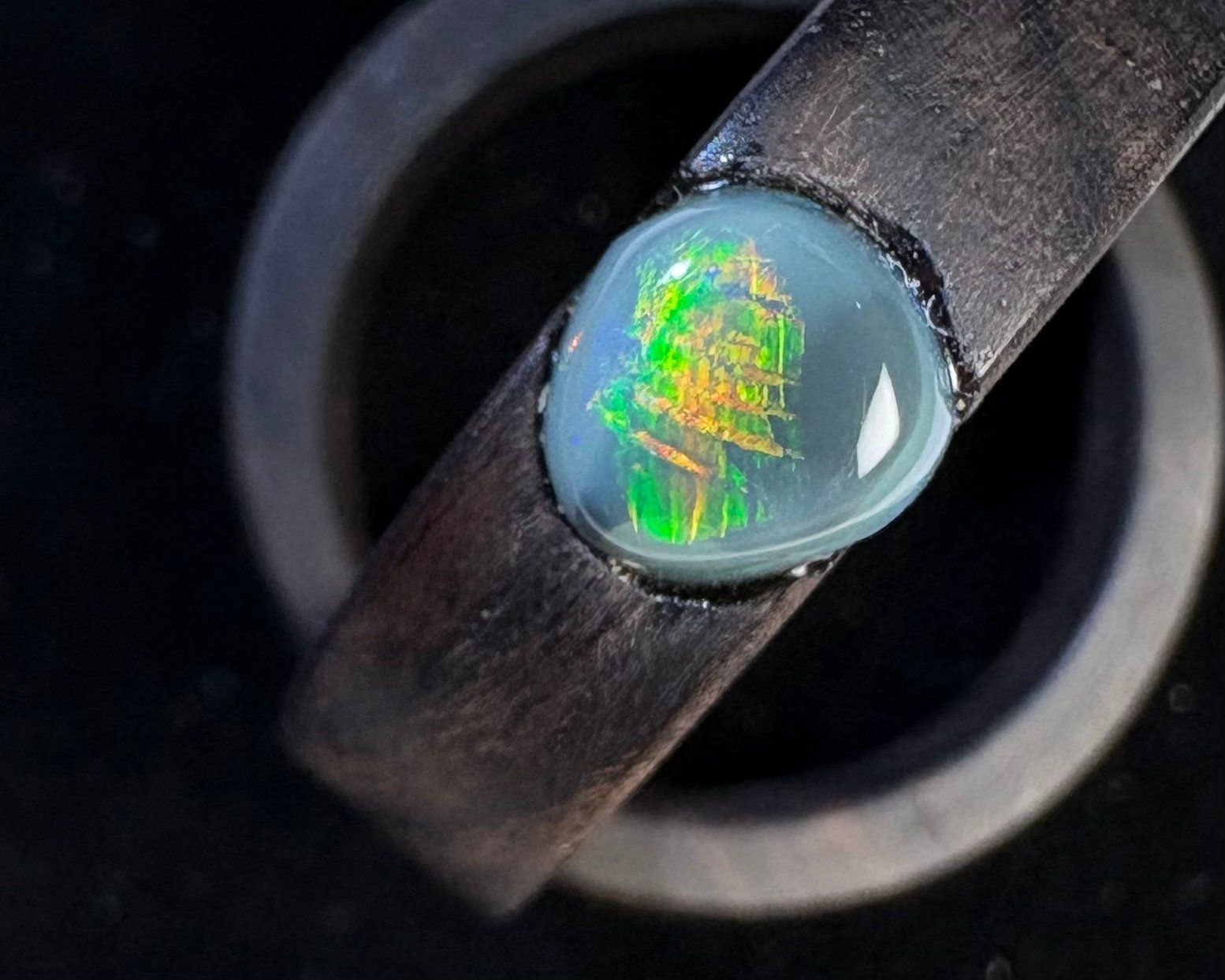 Anelli: Ring Australischer Crystal-Opal+Mooreiche, Grösse 54 – Nuovo (secondo la descrizione) da Wilen b. Wil venduto da Tschirio 1