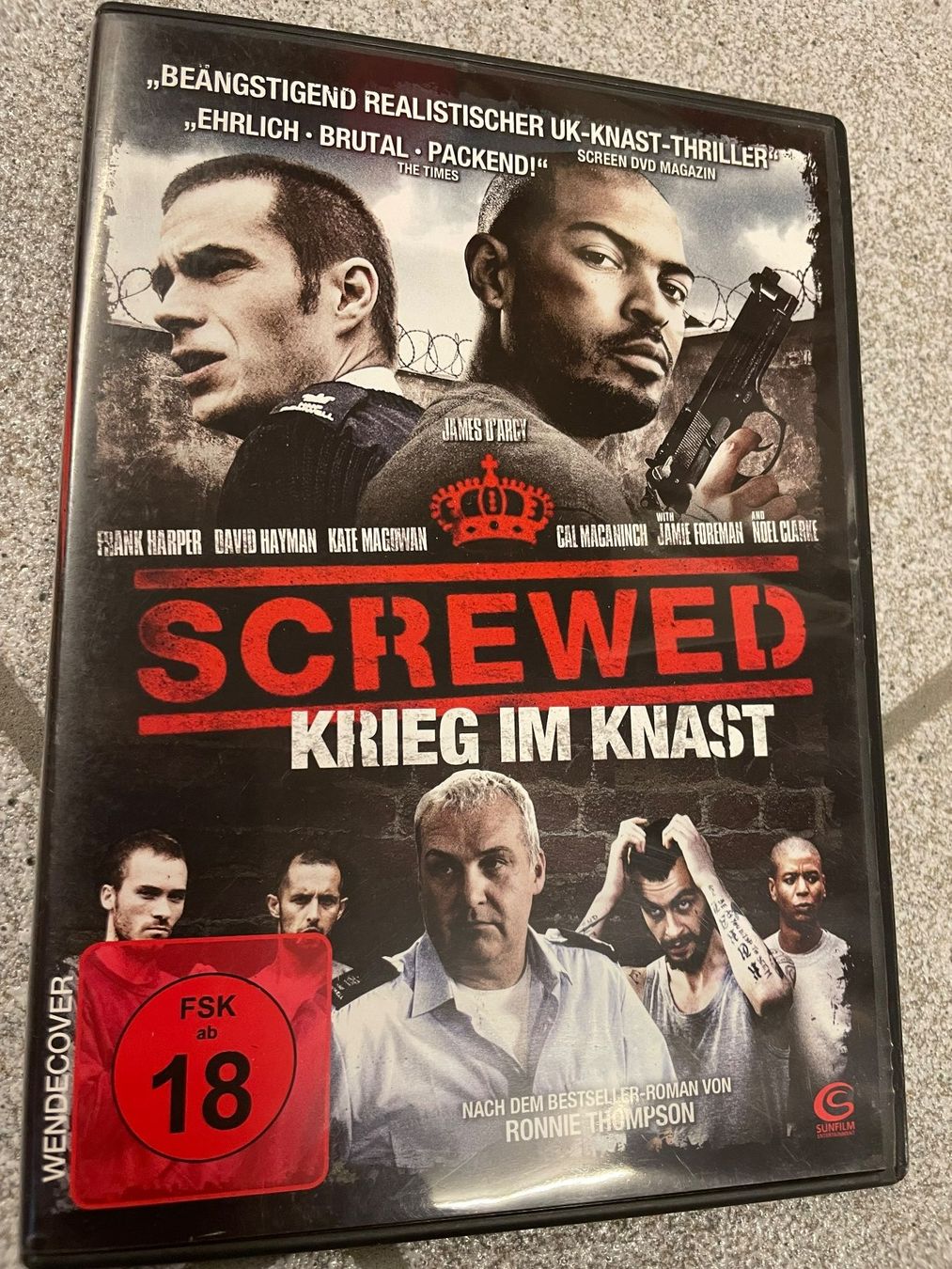Tutti i DVDs: Screwed - Krieg im Knast (DVD) – Usato da Eschen venduto da 33shaggy33