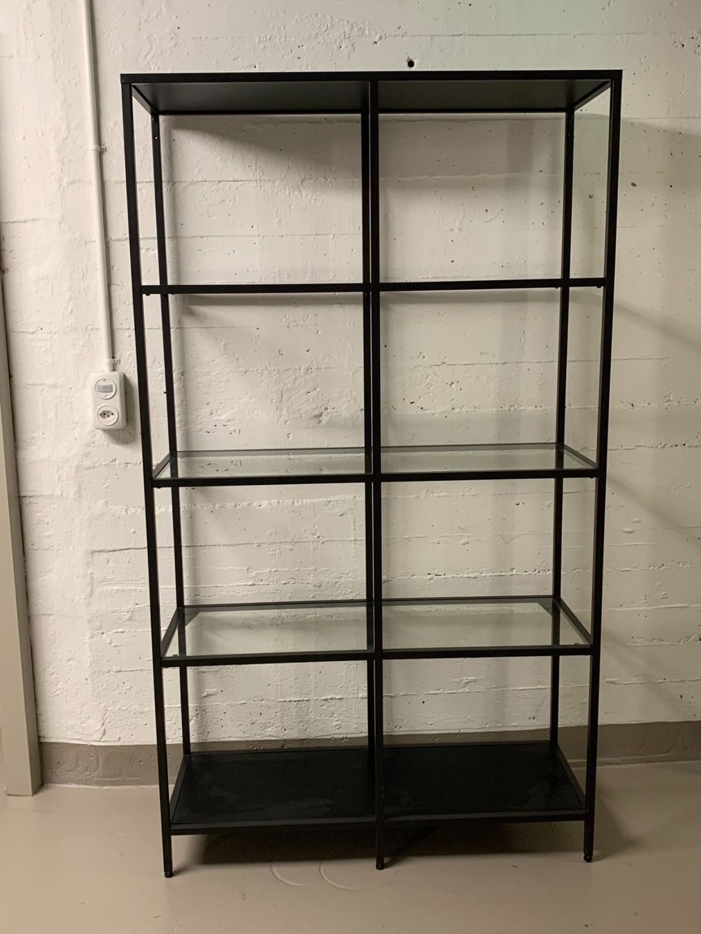 Ikea Scaffali: IKEA VITTSJÖ Regal – Usato da Zürich venduto da Saqil