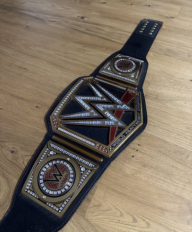 Cinture: WWE Gürtel / Titel – Usato da Buchs SG venduto da Ammo97
