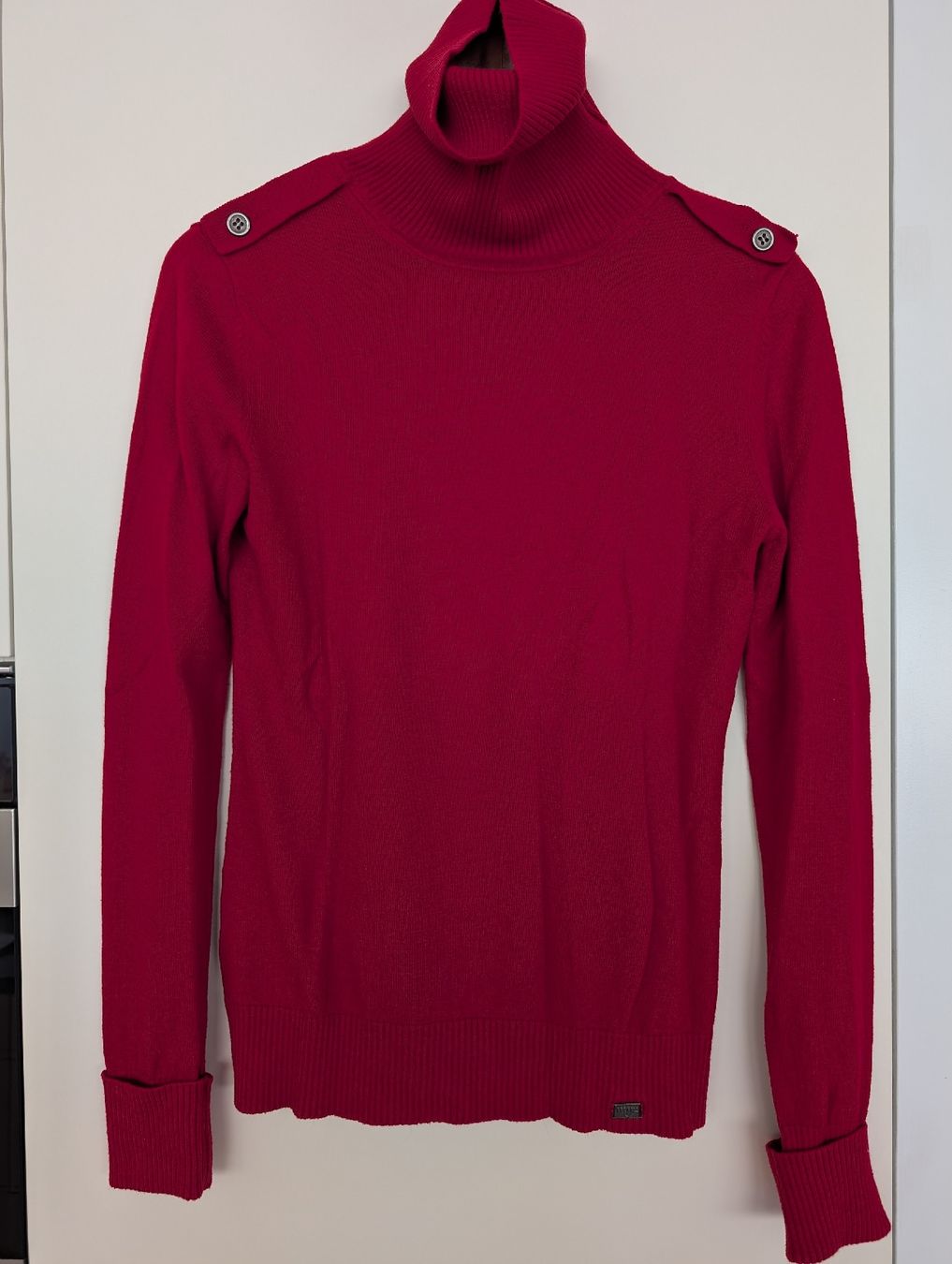 Mango Maglioni & Felpe: Mango Rollkragenpullover, Rot, Grösse M (mit L angeschrieben – Usato da Basel venduto da an_v7yj