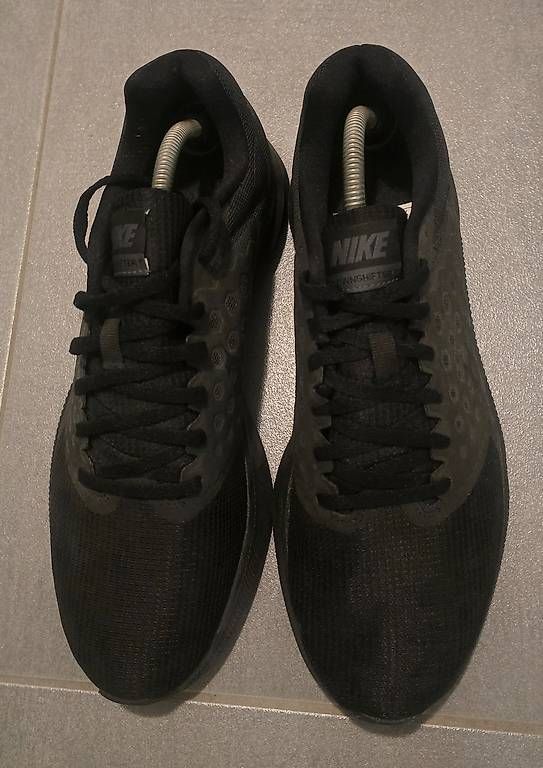 Nike Scarpe da uomo: Herrenschuhe Nike Grösse 45 – Nuovo (secondo la descrizione) da Schaffhausen venduto da F_180 1