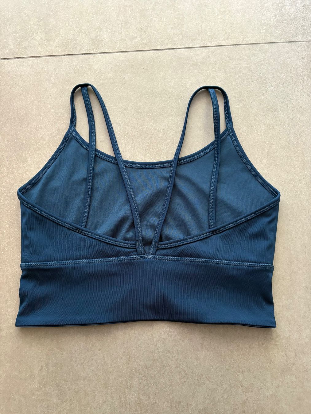Puma Tops: Puma Sport-BHs Gr. M – Gebraucht aus Basel von El_Haraldo 5