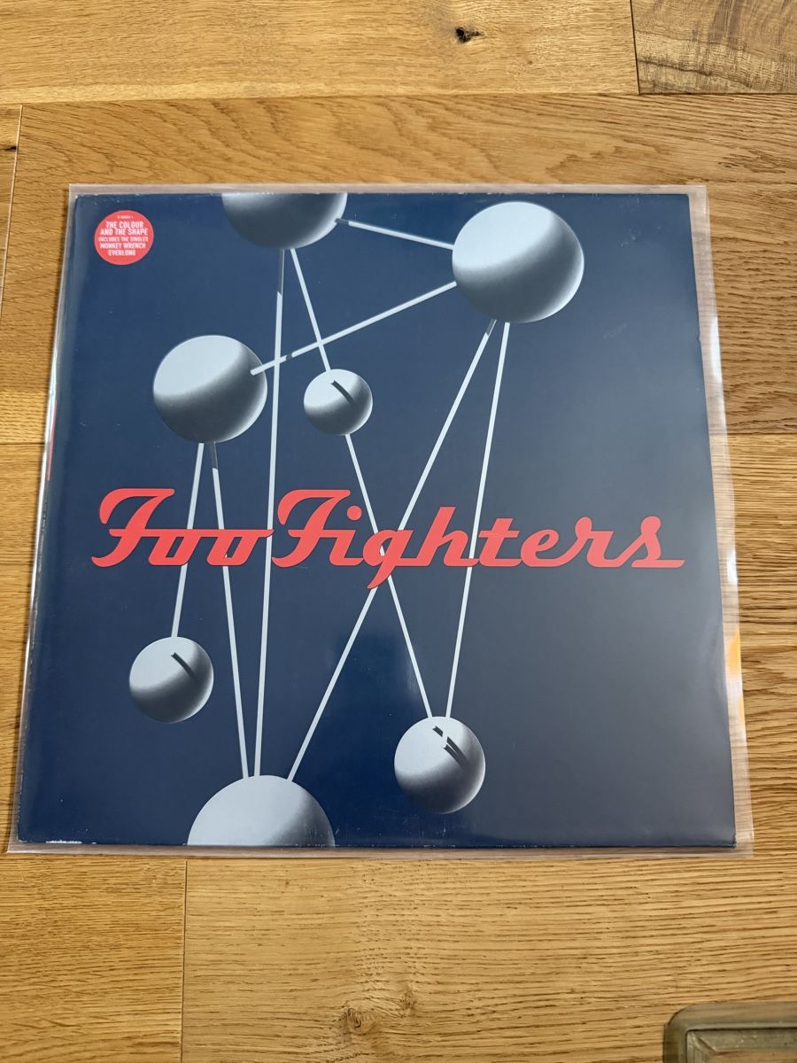 Dischi in vinile: Foo Fighters The Colour And The Shape – Usato da Ammerzwil BE venduto da lea_990