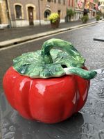 Soupière originale barbotine tomate. Italy