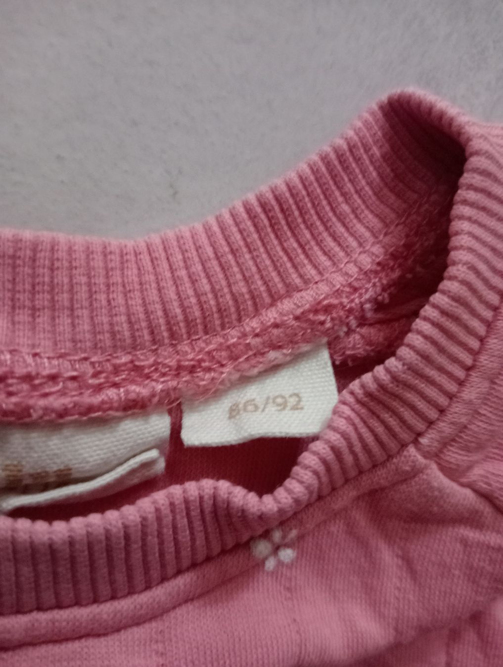 Anzüge: 2 süsse Mädchen Tagesanzug Gr. 86/92 – Gebraucht aus Bilten von ale_8cyx 4