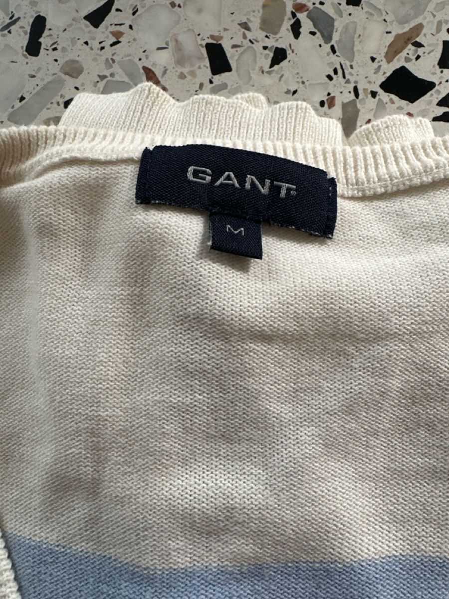 Gant Maglioni & Felpe: Pull Gant rayé blanc et bleu col en V taille M – Usato da Genève venduto da Davidspiky17 2