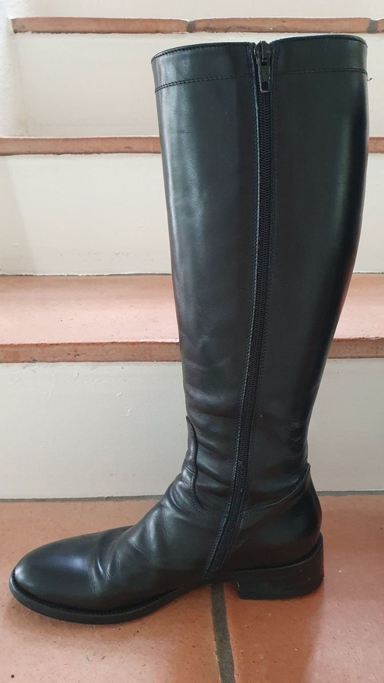 Damenschuhe: Elegante, schwarze Lederstiefel – Gebraucht aus Jona von Lucie.P 3
