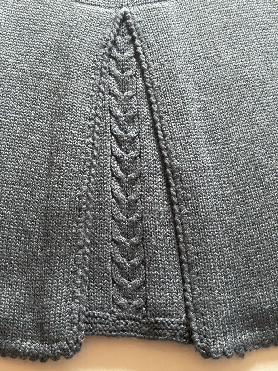 Pullover & Sweatshirts: Zopf und Falte Pullunder handgemacht in Blau Gr. M – Gebraucht aus St. Moritz von hdj_dd7v 2