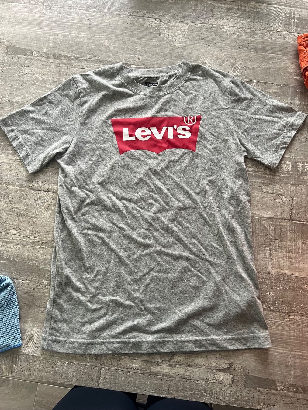 Levi's Camicie, T-shirt & Polo: T Shirt Grösse 164 – Usato da Niederhelfenschwil venduto da tab_xlc7