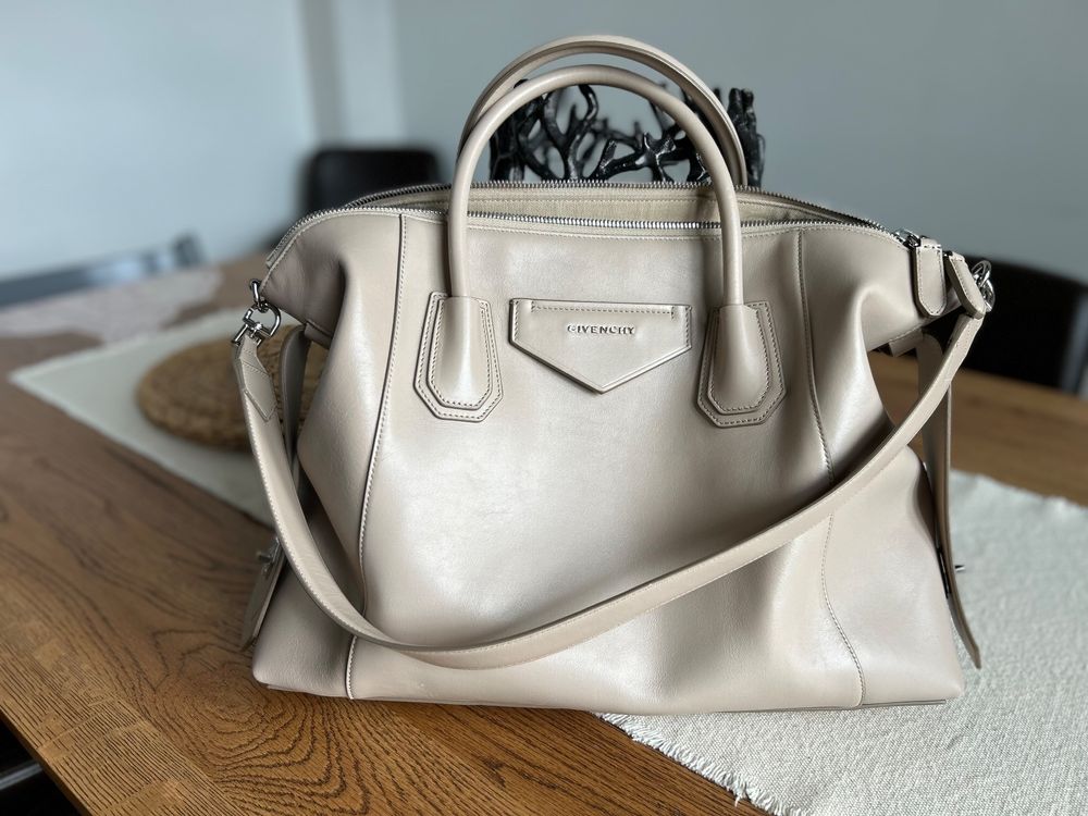 Givenchy Antigona Soft Large Wie neu (Gebraucht) in Winterthur