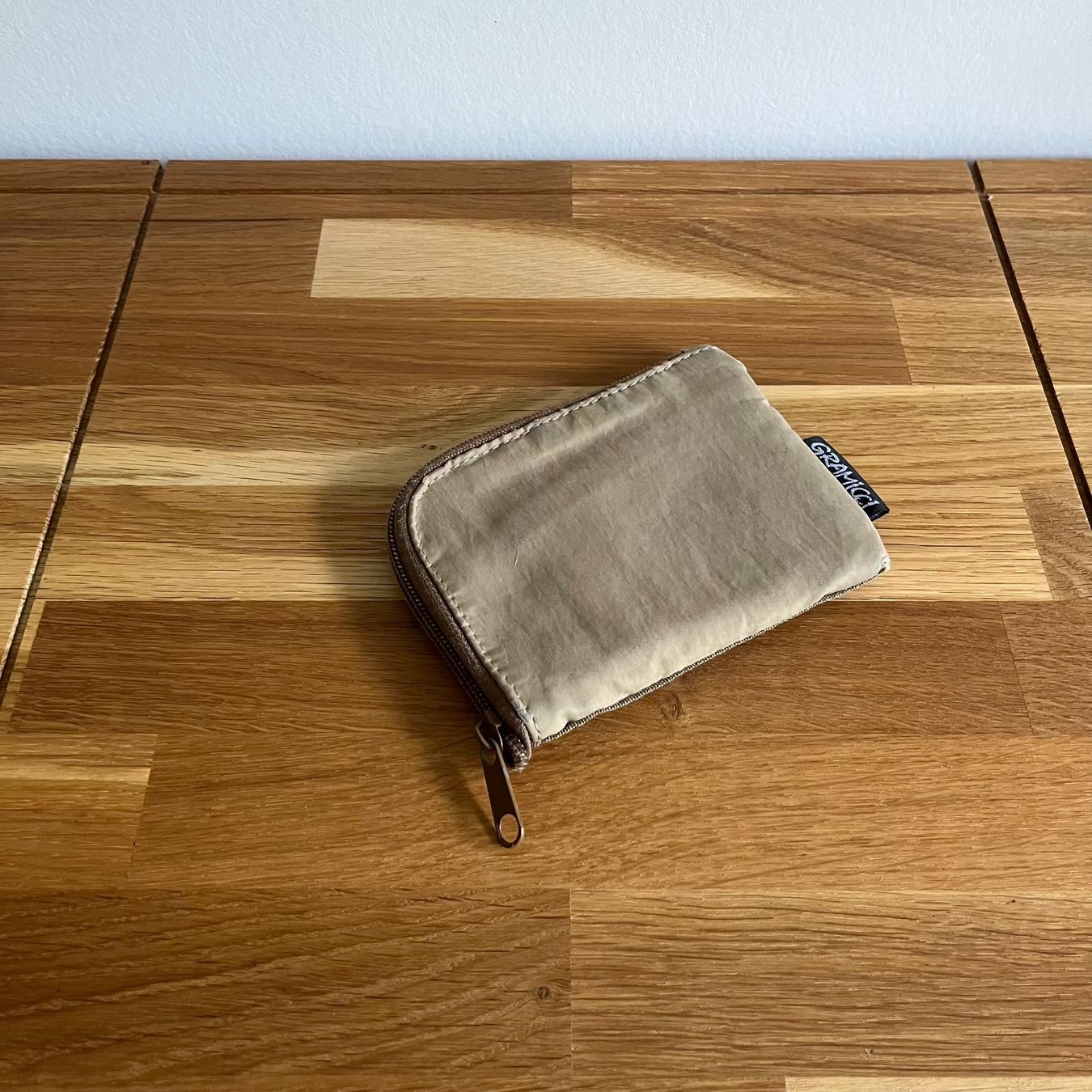 Brieftaschen: GRAMICCI Mesh Zip Wallet – Gebraucht aus Lausanne von sapiens_vintage 1