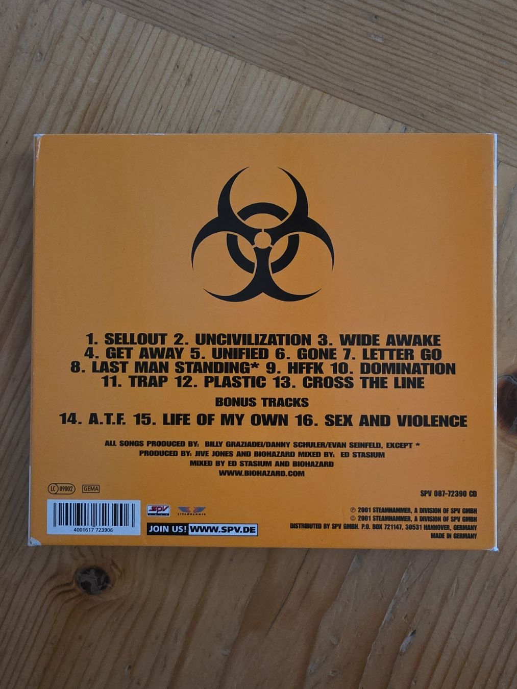 CDs: Biohazard CD Uncivilization mit Bonus Tracks, gebraucht – Gebraucht aus Zuoz von engadinerbuab 1