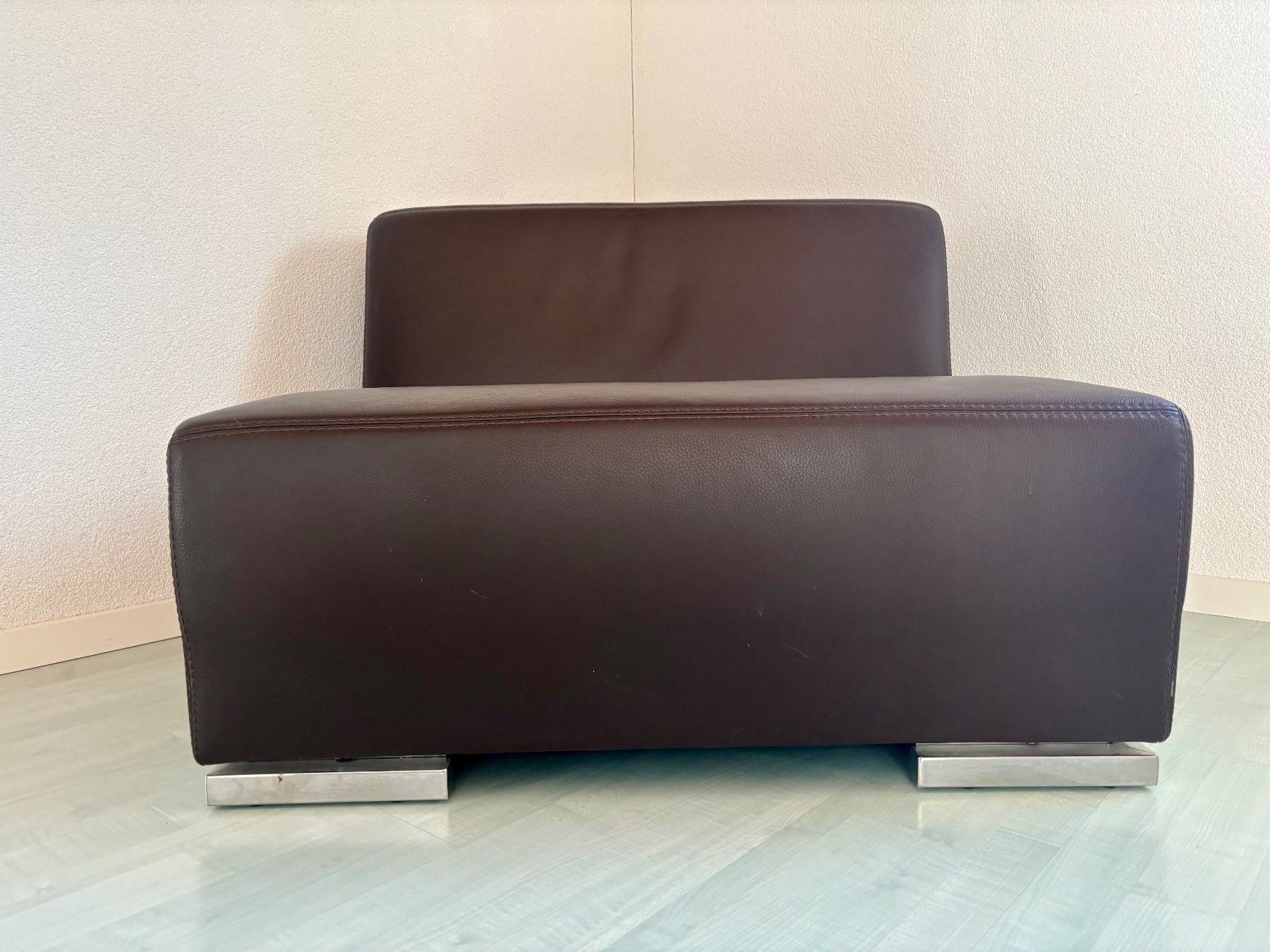 Poltrone: Sessel dunkelbraun mit Metallfüssen – Usato da Sugiez venduto da Top_Second 3
