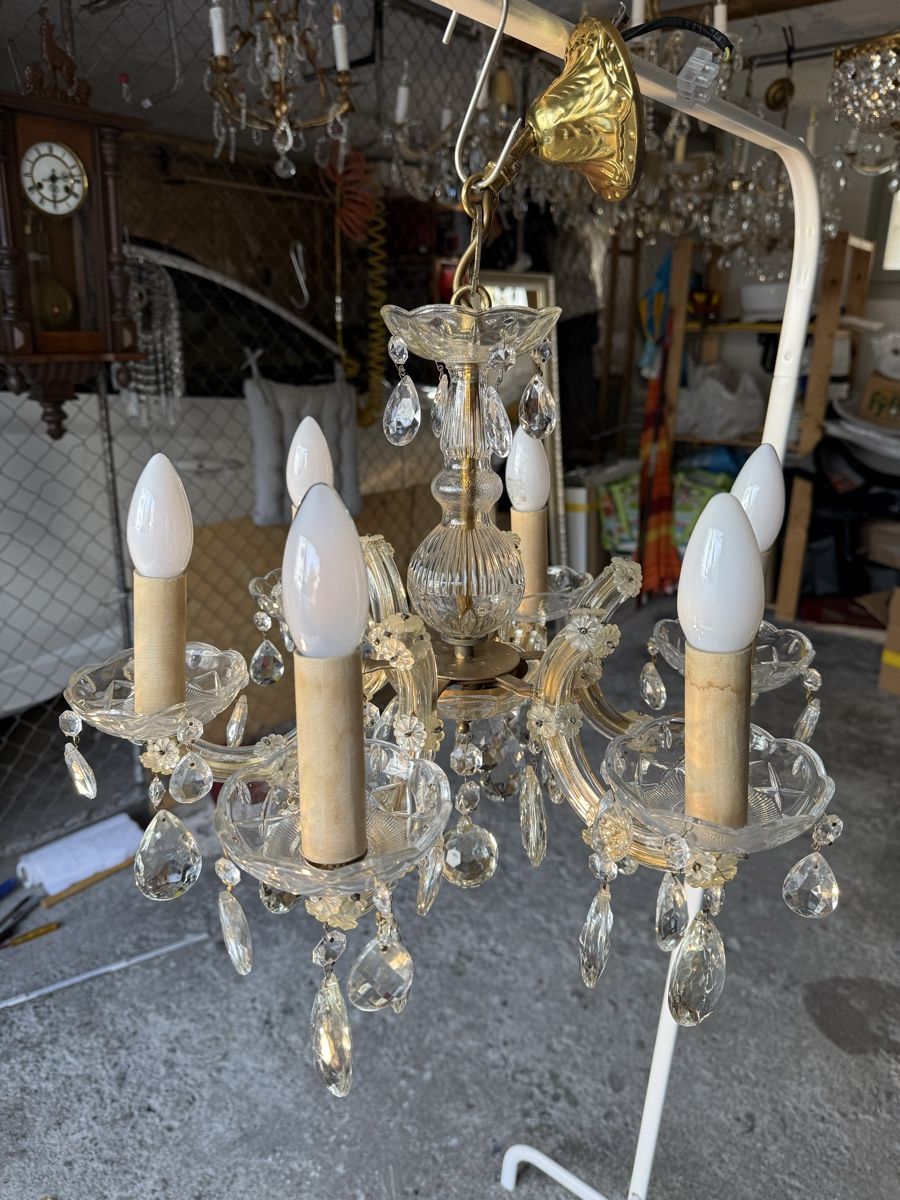 Lampadari & plafoniere: Schöner Glas Kronleuchter – Usato da Benglen venduto da Dubai1234 2