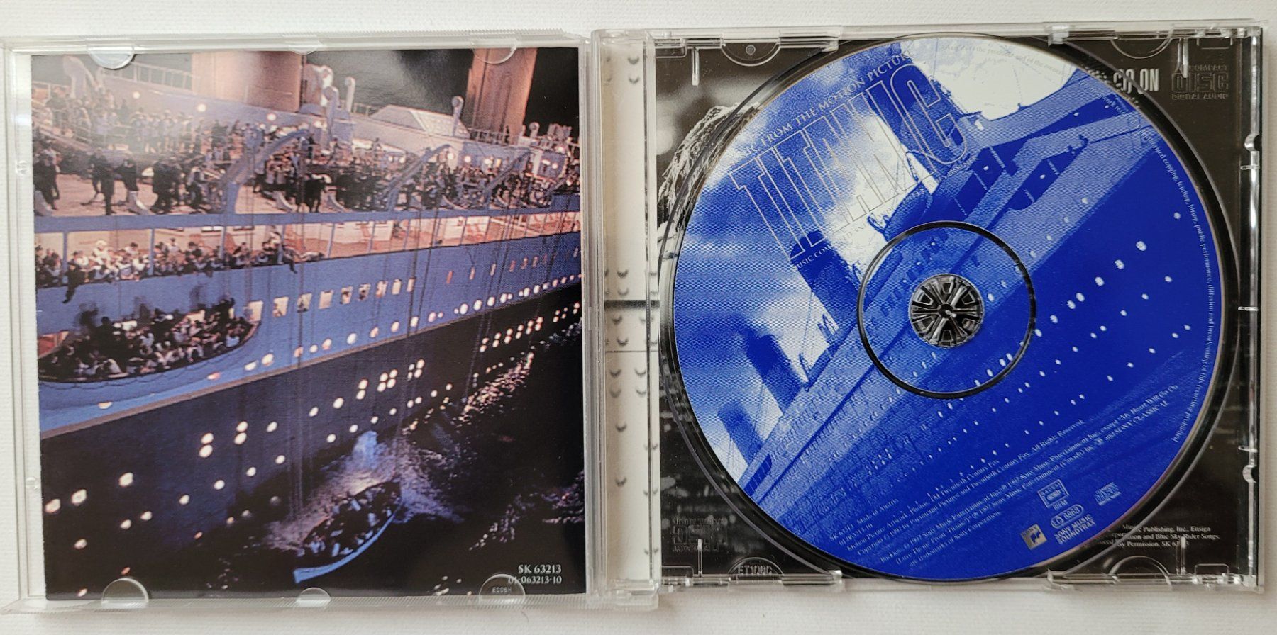 CD: TITANIC - SOUNDTRACK – Usato da Neftenbach venduto da Mador6 1