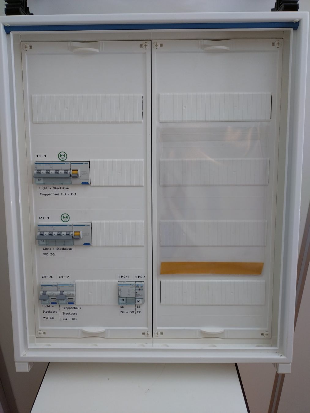 Alimentazione elettrica: Elektroverteiler Unterverteilung – Usato da Steinhausen venduto da _Bergler_