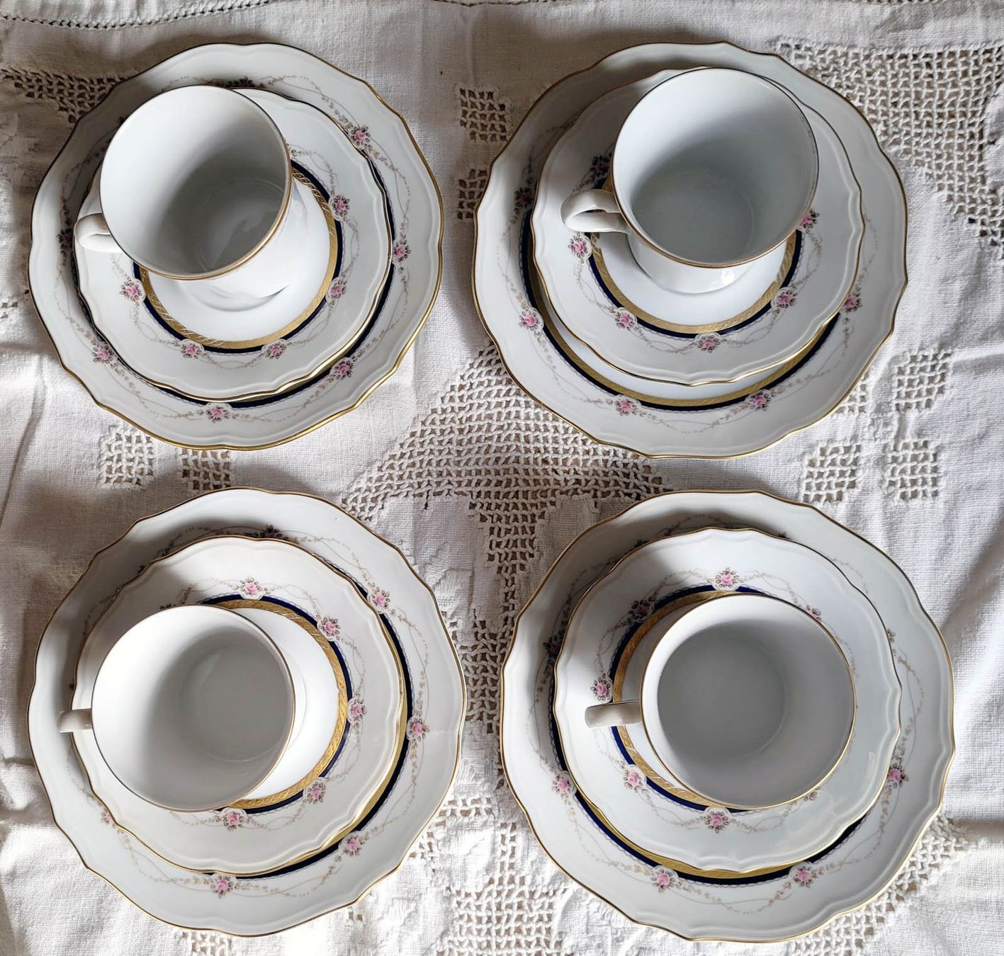 Winterling Set di piatti: Winterling 4er-Set Kaffeeservice + Dessertteller Kobalt/Gold – Nuovo (secondo la descrizione) da Winterthur venduto da Joschko 1