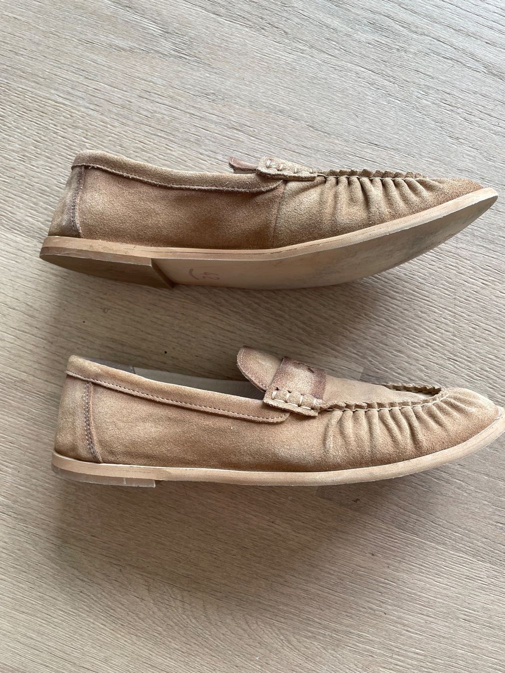 Damenschuhe: Wildleder Loafer beige Grösse 41,5 – Gebraucht aus Neuchâtel von BeatriceThierry 2