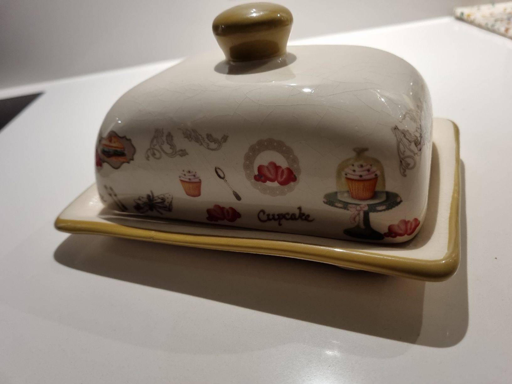 Sonstiges Geschirr: Butterdose L.17,5 B.13 cm – Gebraucht aus Steinen von turbogeiss99