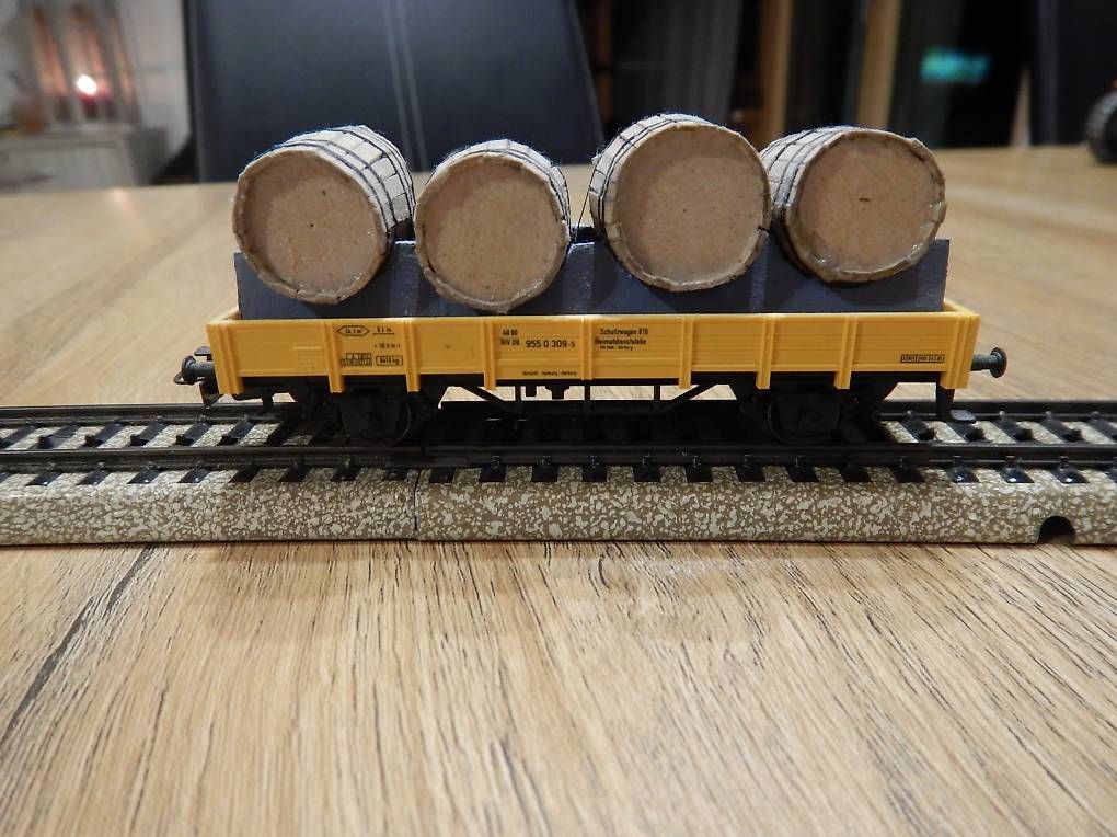 Modellini di ferrovie: Eisenbahnflachwagen  – Usato da Frutigen venduto da Tony1813