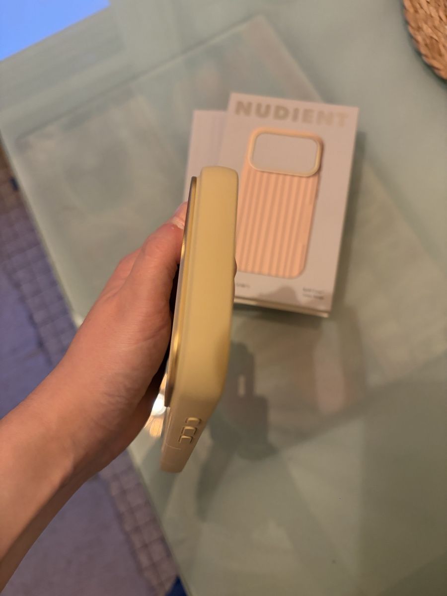 Covers & Schutzfolien: Nudient Hülle iPhone 17 pro Max  – Gebraucht aus Basel von Brunner.T 5