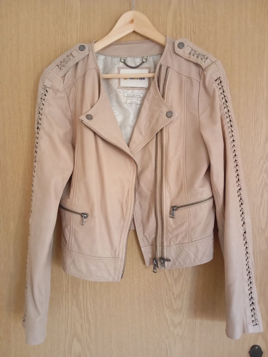 Rich & Royal Giacche: Rich&Royal Lederjacke, Gr. 40, Beige – Nuovo (secondo la descrizione) da Tobel venduto da Jorca 1