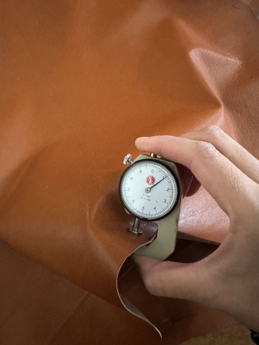 Tessuti: Ziegenleder braun/ cuir de chèvre marron – Nuovo e nell'imballaggio originale da Veyras venduto da ValClasse 2