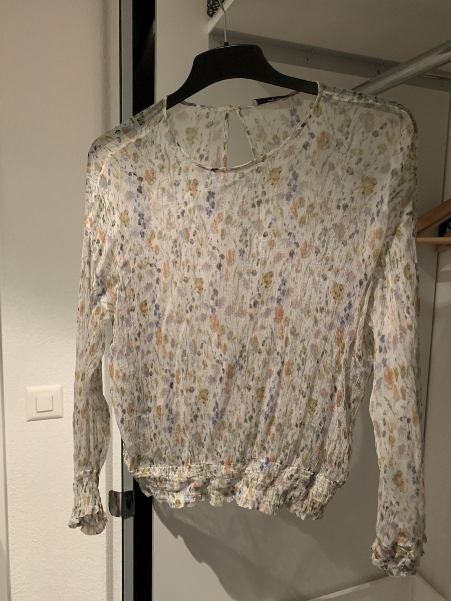 Mango Camicette: Schöne luftige Damen Bluse Oberteil Mango Grösse M – Usato da Ostermundigen venduto da des_t9vv 2