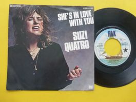 Suzi Quatro – She's In Love With You