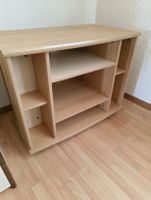 Gut erhaltene TV-Möbel / Sideboard aus Holz mit Rollen