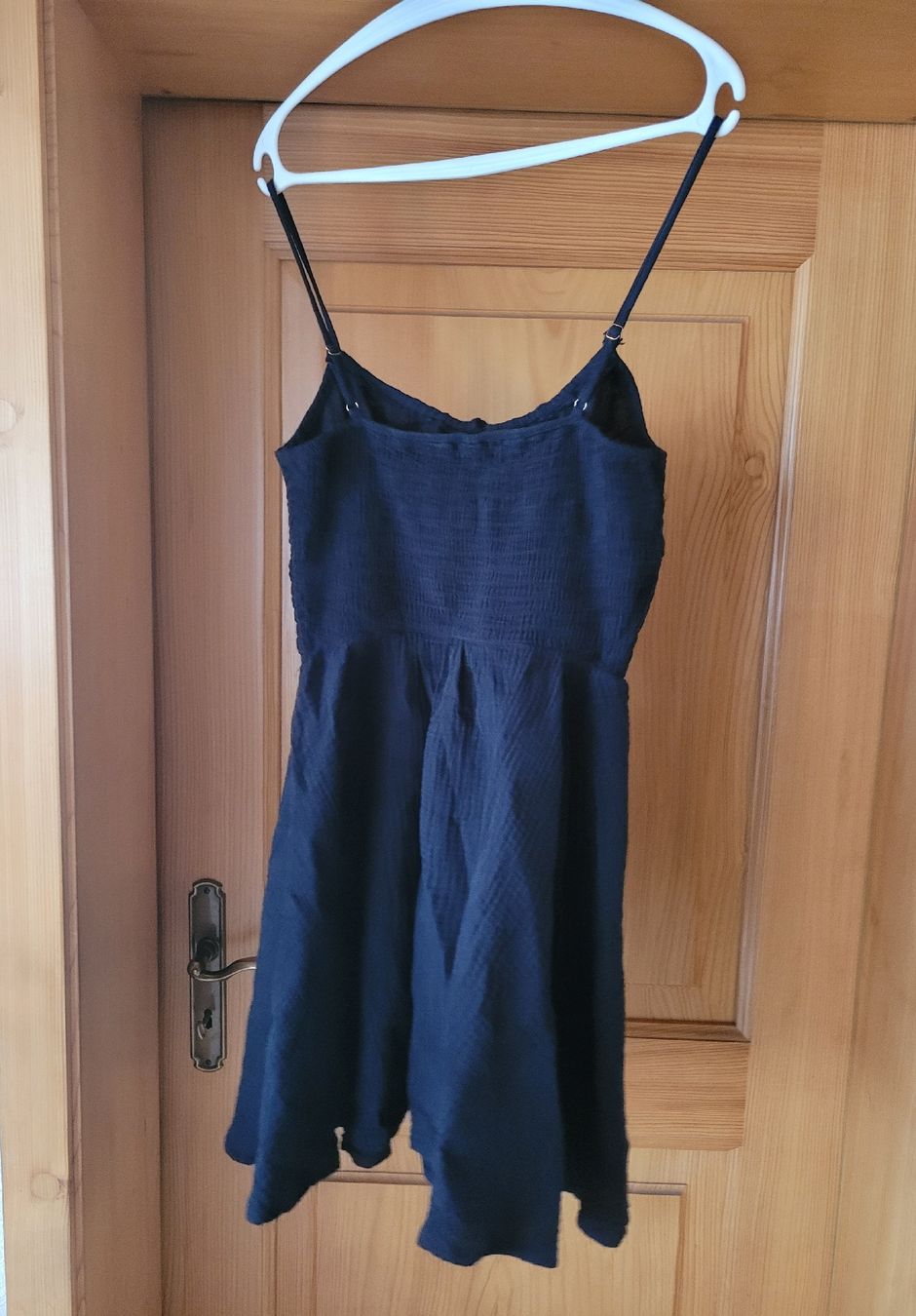 Kleider: Neues schwarzes Sommer Kleid Grösse M – Neu (gemäss Beschreibung) aus Kallnach von _blub_ 1