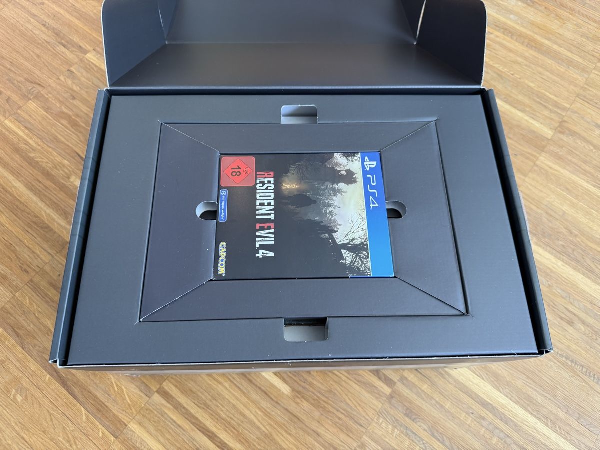 Sony Giochi: Resident Evil 4 Collector's Edition PS4 – Usato da Regensdorf venduto da roto1208 2