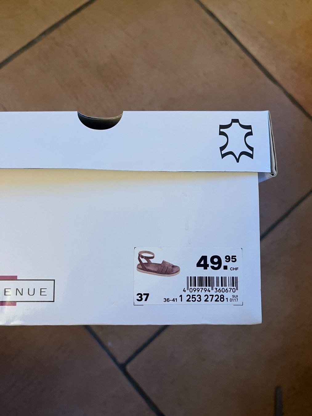 Scarpe da donna: Leder Sandale Gr  38. Fabrikneu – Nuovo e nell'imballaggio originale da Rekingen AG venduto da Barmaleus 5