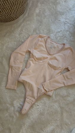 Langarm Body babypink Grösse XS guter Zustand