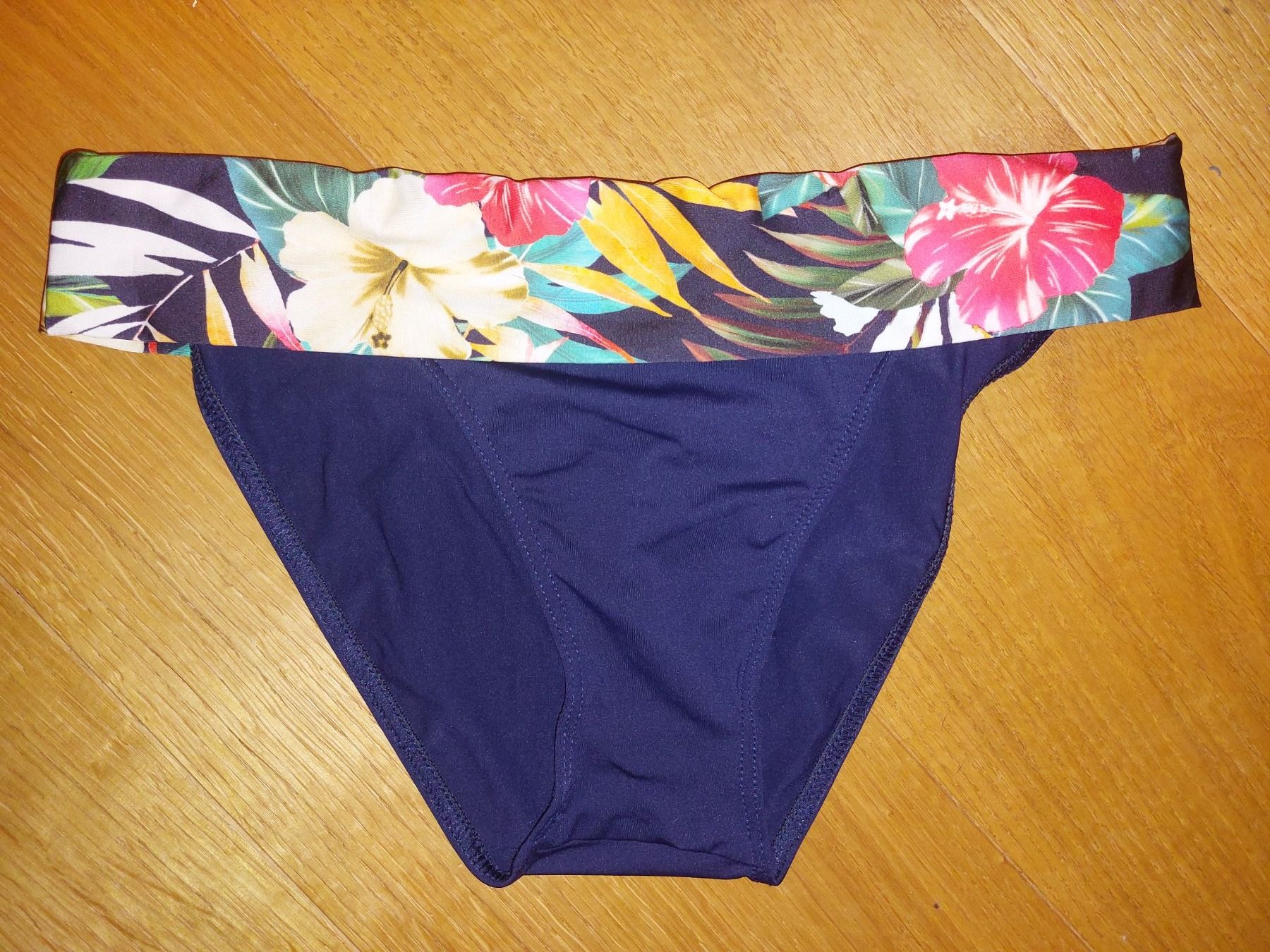 Costumi da bagno & Bikini: Bikini Lolita Angels – Usato da Titterten venduto da fra_v27g 3