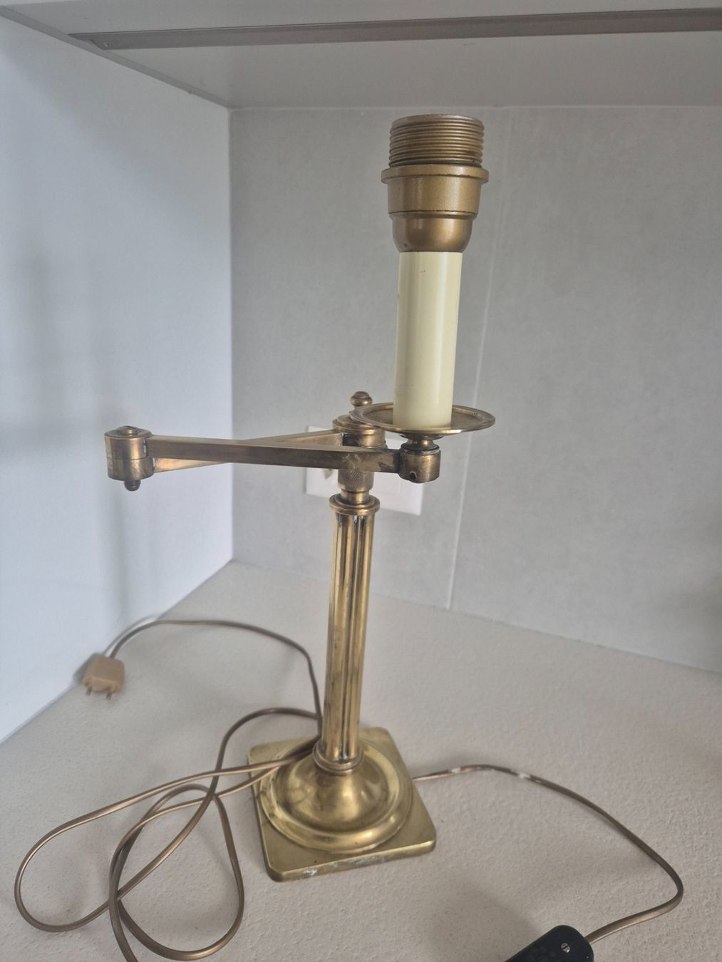 Lampen: Lampe de table laiton articulée ancienne – Gebraucht aus Fribourg von tameab 1